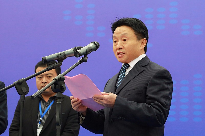 15109154056510807KhD.jpg 董事長.jpg