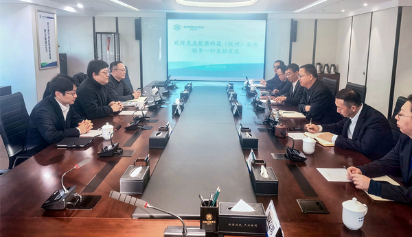 1702256476252683jdzR.jpg 座談交流會(huì)圖片_副本600.jpg