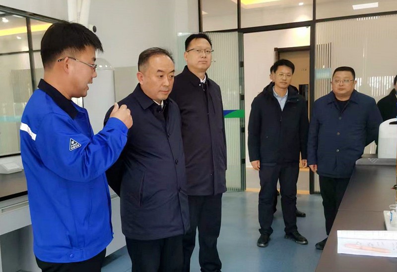 1707357494444166nuCU.jpg 汪亮_副本_副本.jpg