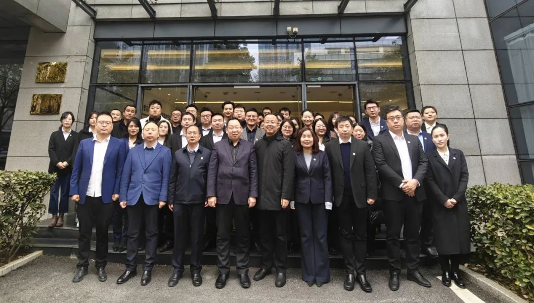 1708995440673277accE.jpg 640.jpg