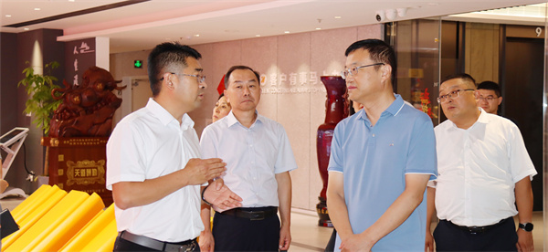 1752199269540816hMBH.jpg 照片2_副本.jpg